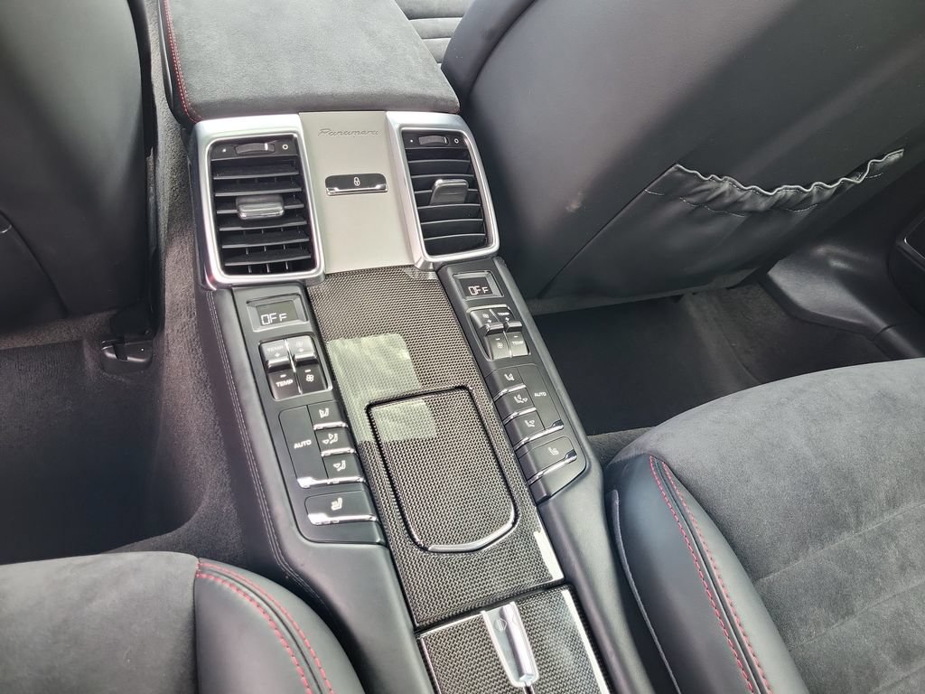 Used 2016 Porsche Panamera GTS AWD/4WD image 16