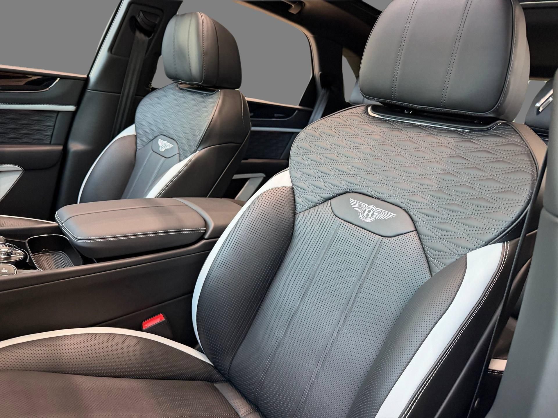 New 2026 Bentley Bentayga Speed AWD/4WD image 26