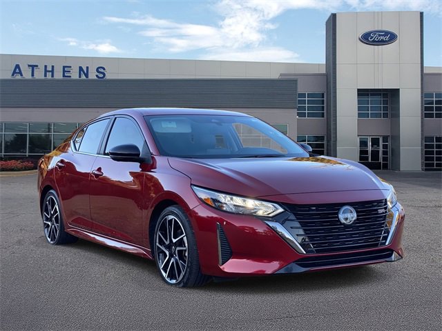 Used 2024 Nissan Sentra SR w/ SR Premium Package image 1