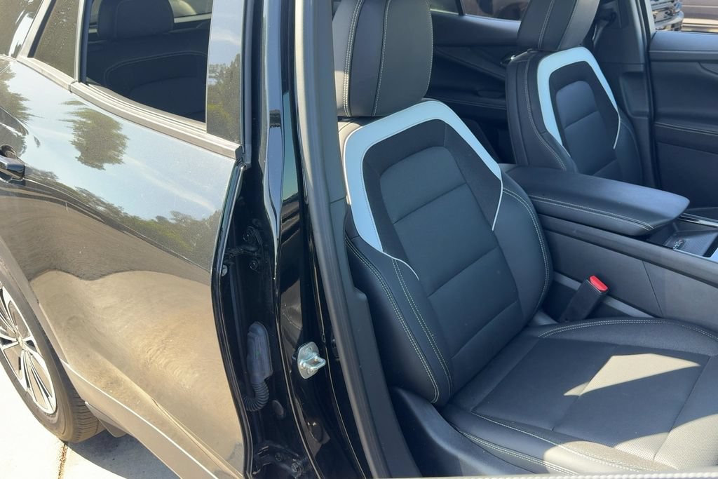 Used 2024 Chevrolet Blazer EV LT AWD/4WD image 15