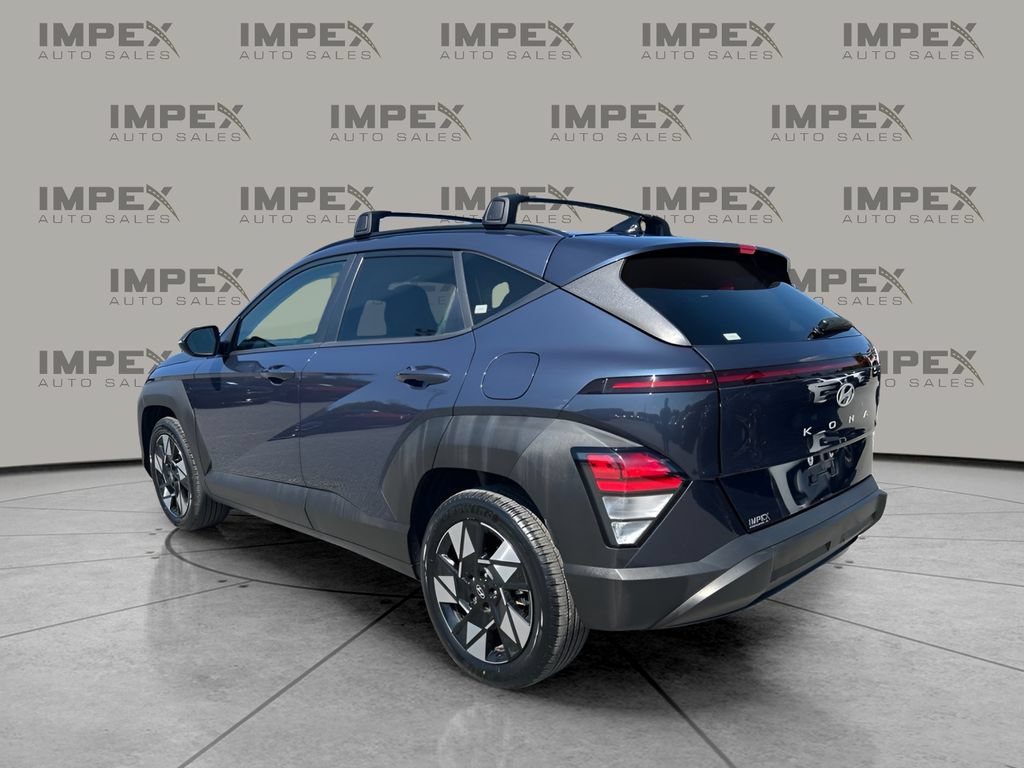 Used 2024 Hyundai Kona SEL w/ Convenience Package FWD image 3