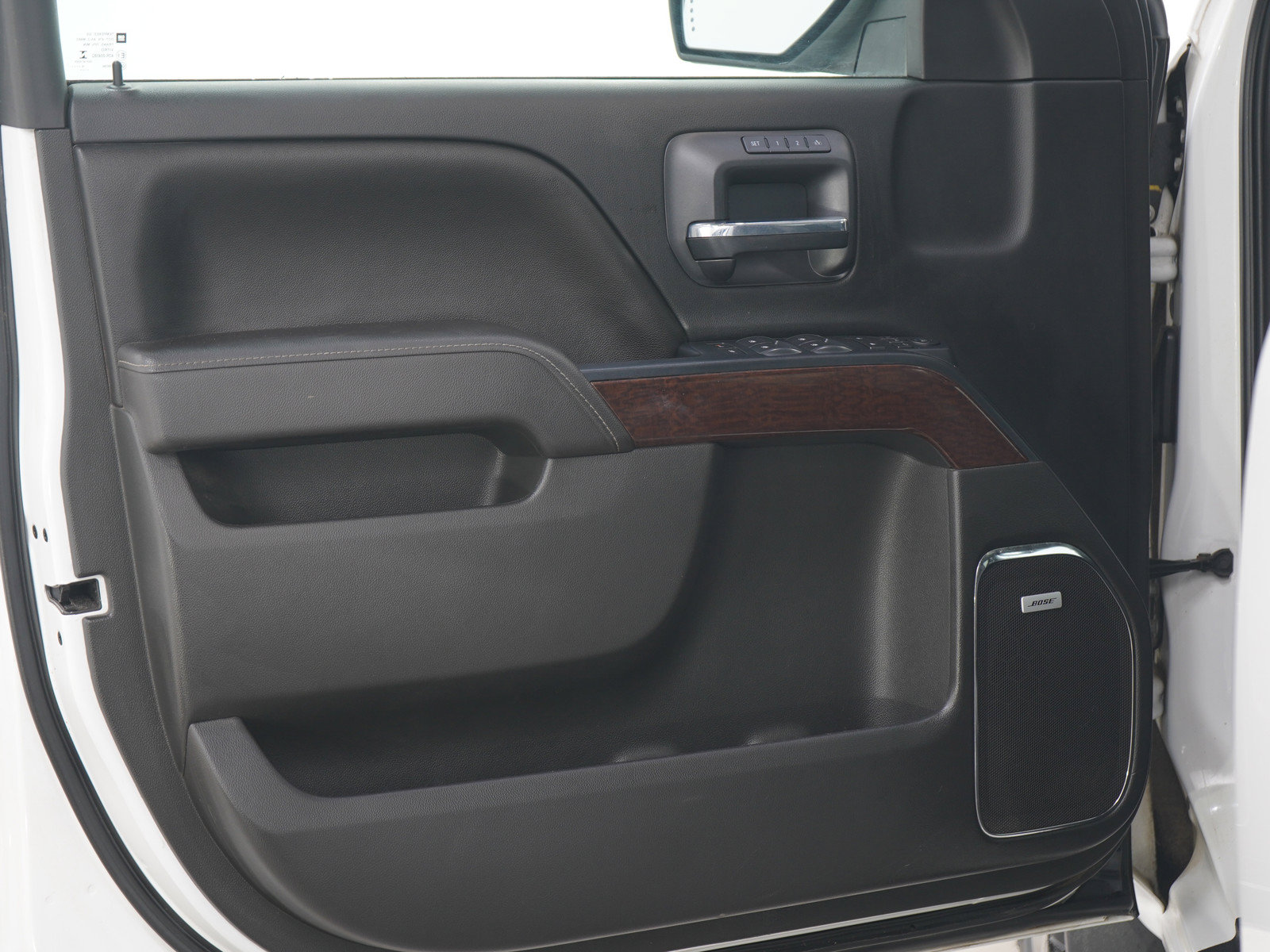 Used 2017 GMC Sierra 1500 SLT AWD/4WD image 21