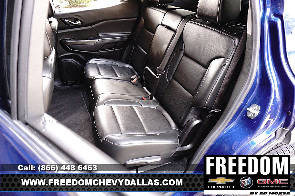 Used 2023 GMC Acadia SLT w/ Preferred Package FWD image 10