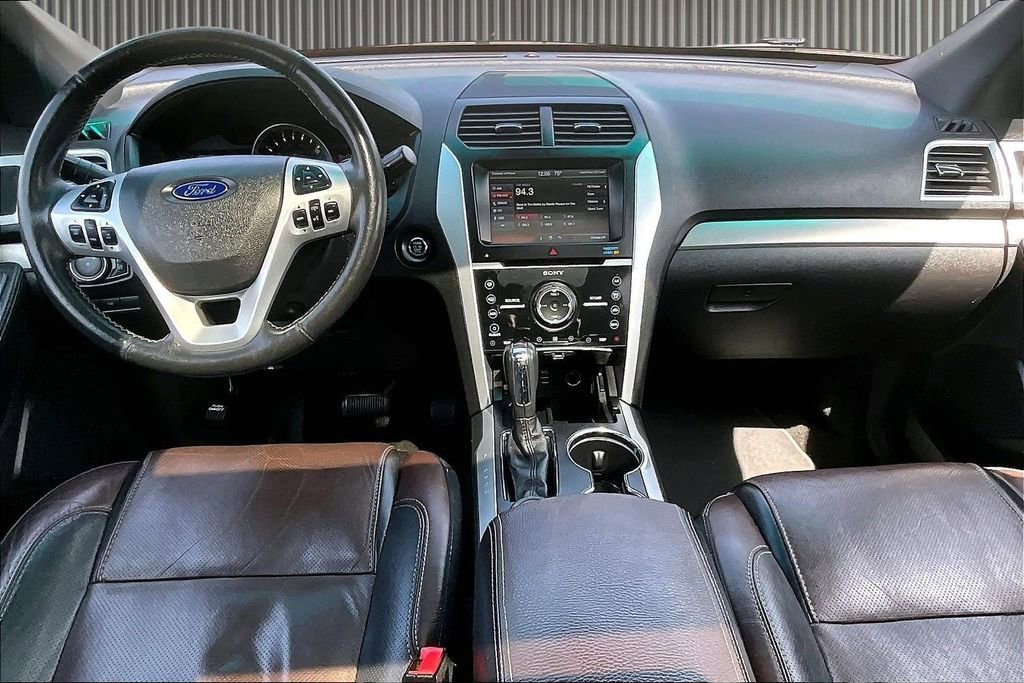 Used 2015 Ford Explorer Sport w/ Equipment Group 401A AWD/4WD image 17