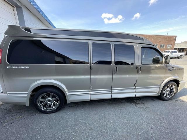 Used 2015 Chevrolet Express 2500 Extended image 7
