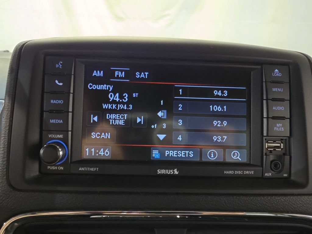 Used 2019 Dodge Grand Caravan SXT FWD image 12