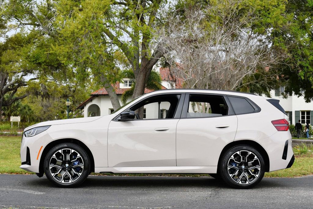 Used 2025 BMW X3 M50 w/ Premium Package image 30