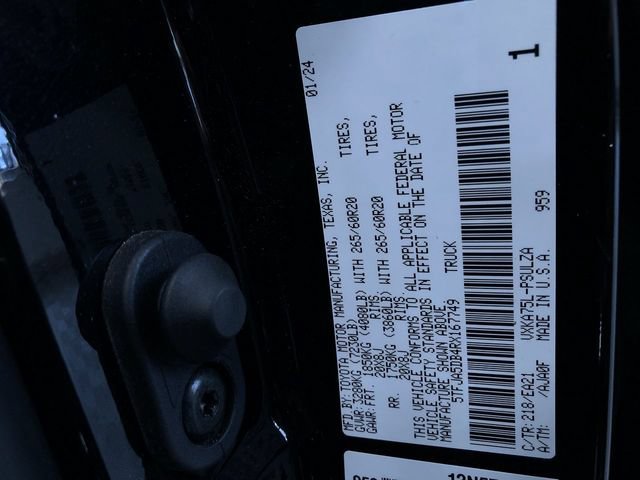 Used 2024 Toyota Tundra Limited AWD/4WD image 27