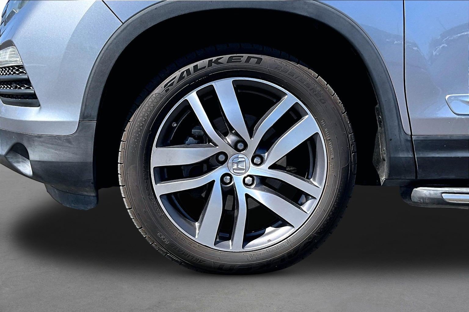 Used 2016 Honda Pilot Elite image 8