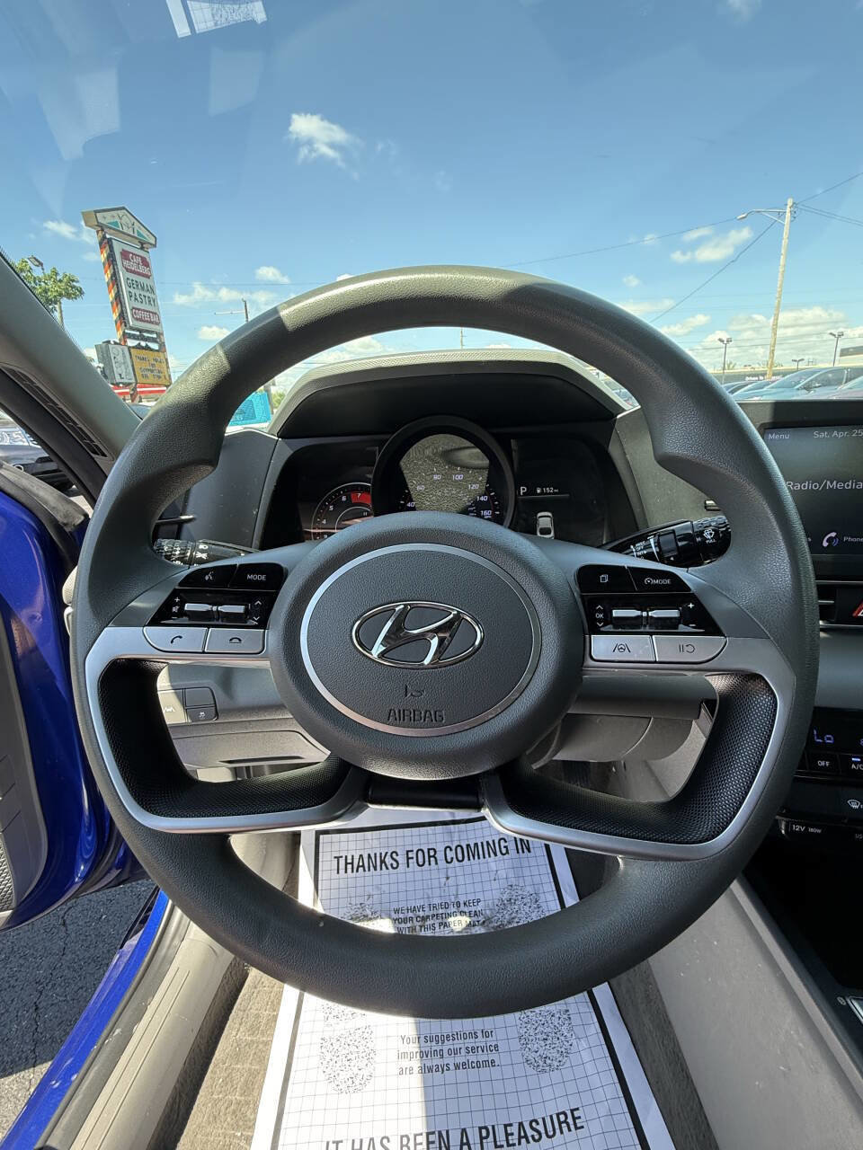 Used 2022 Hyundai Elantra SEL w/ Cargo Package FWD image 33