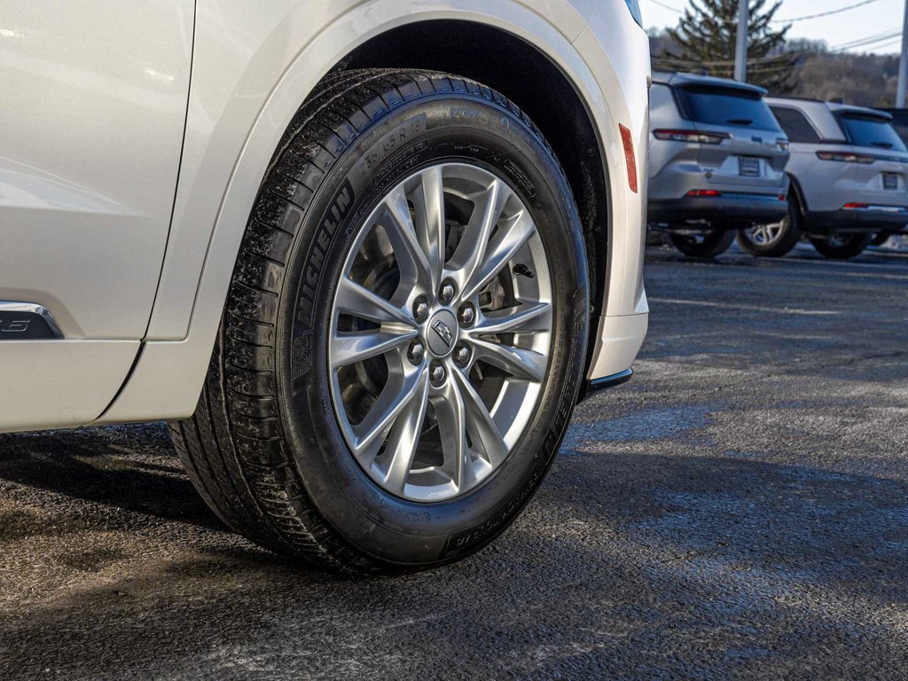 Used 2024 Cadillac XT6 Luxury image 9