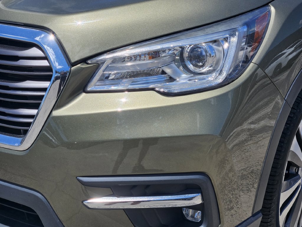 Used 2022 Subaru Ascent Limited w/ Technology Package AWD/4WD image 9