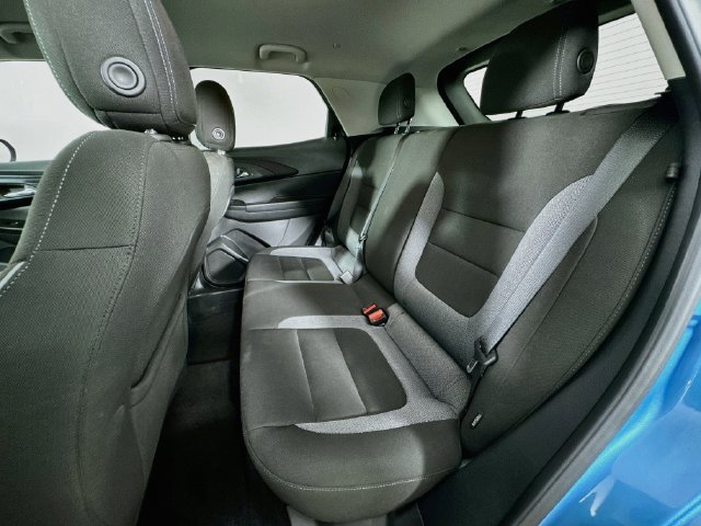 Used 2025 Chevrolet TrailBlazer LT AWD/4WD image 20