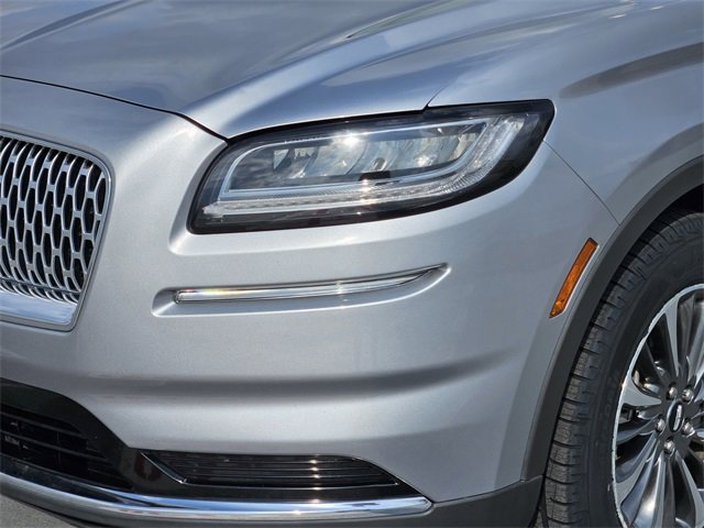 Certified 2021 Lincoln Nautilus FWD w/ Equipment Group 101A image 8