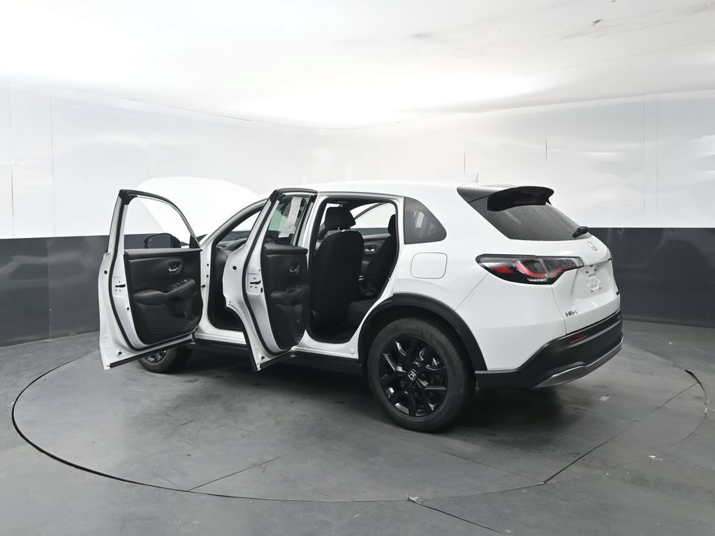 Used 2024 Honda HR-V Sport image 21