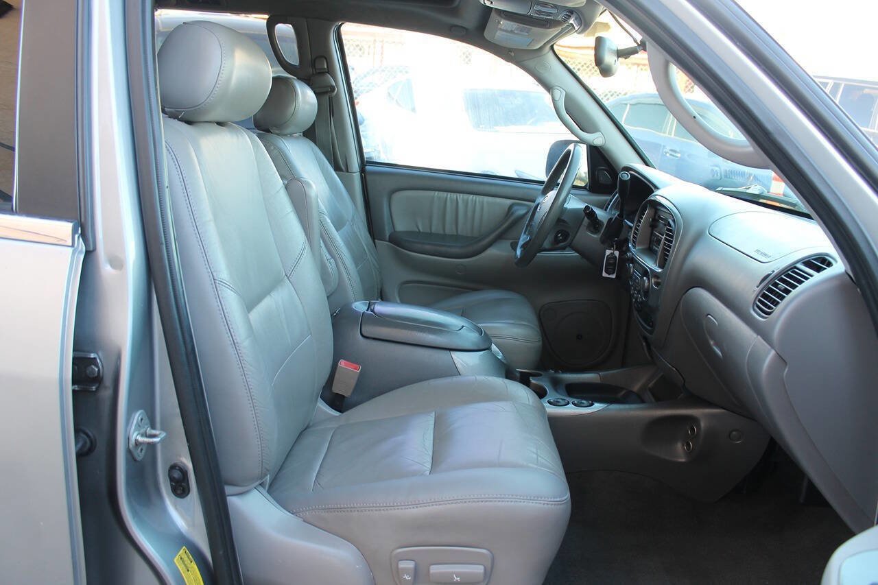 Used 2003 Toyota Sequoia Limited RWD image 34
