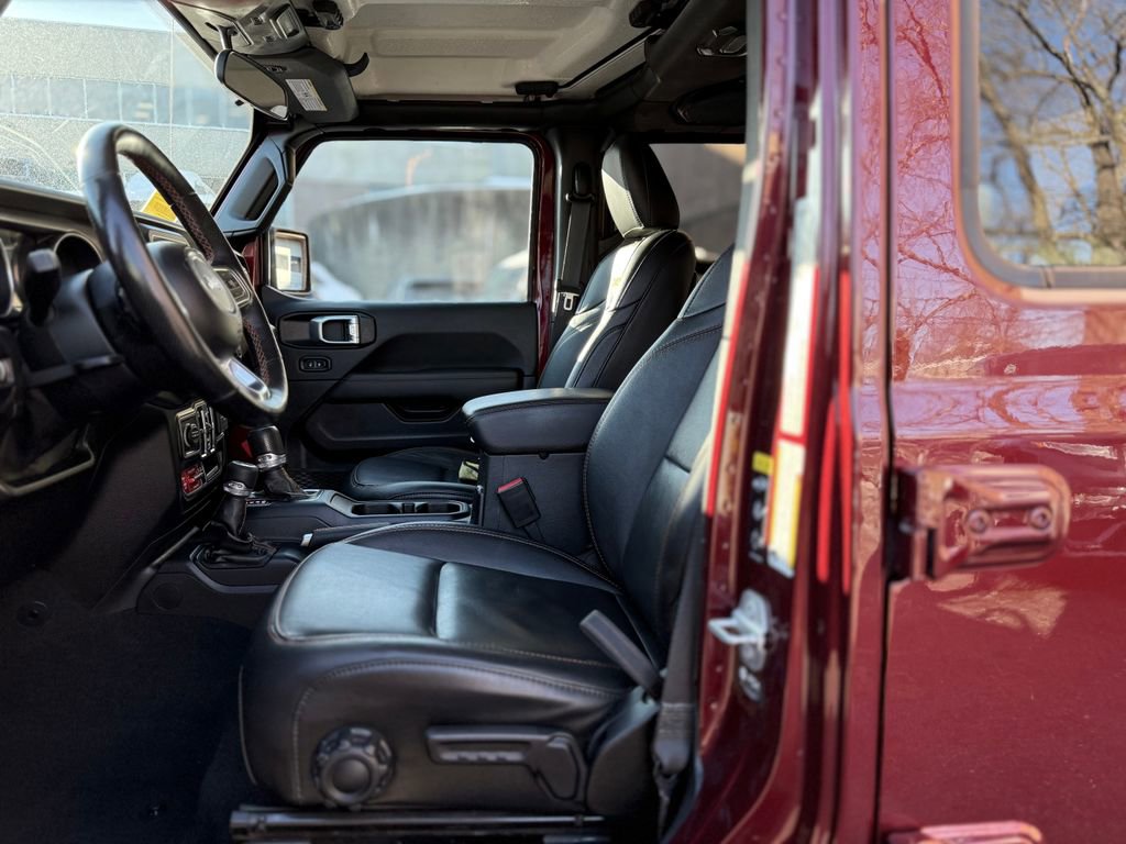 Used 2021 Jeep Gladiator Mojave w/ Cold Weather Group image 11