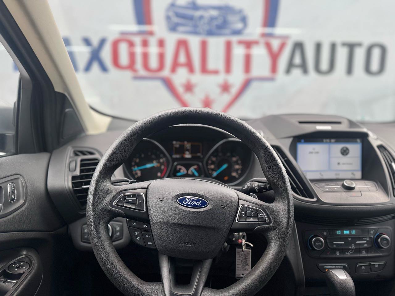 Used 2017 Ford Escape SE w/ Equipment Group 201A FWD image 37