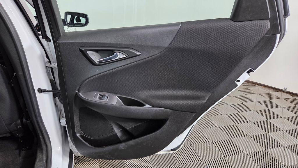 Used 2023 Chevrolet Malibu LT FWD image 28