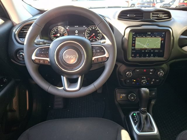 Used 2023 Jeep Renegade Latitude AWD/4WD image 11