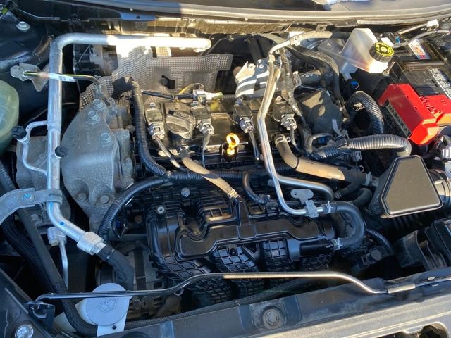 Used 2022 Nissan Rogue S image 19
