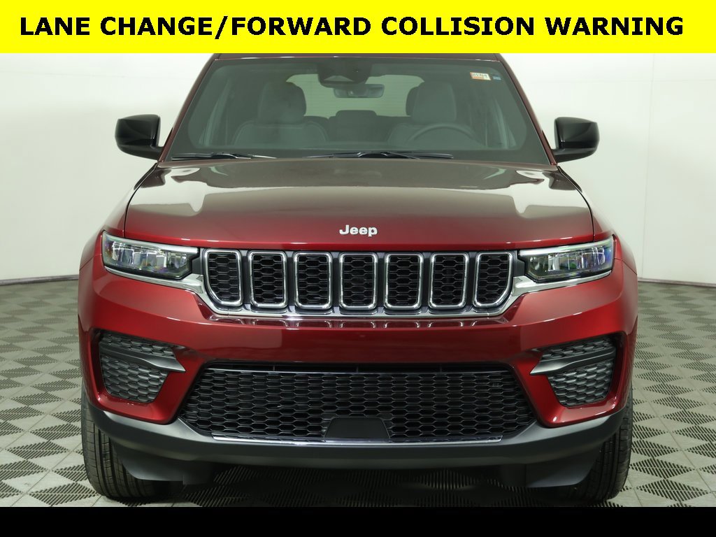 New 2025 Jeep Grand Cherokee Laredo X image 8