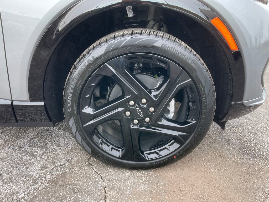 New 2026 Chevrolet Equinox EV RS image 32