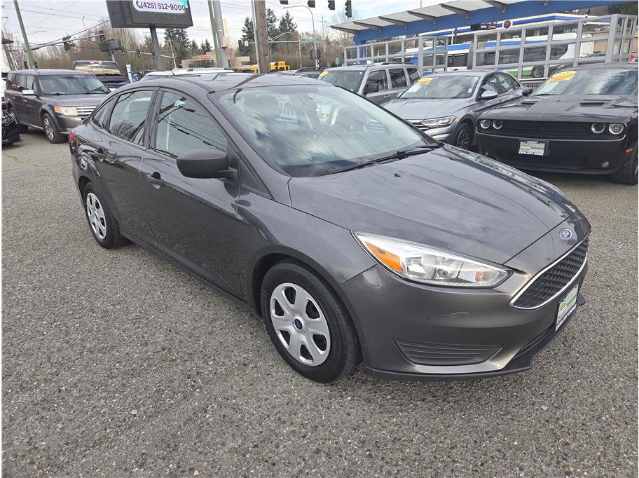Used 2017 Ford Focus S image 2