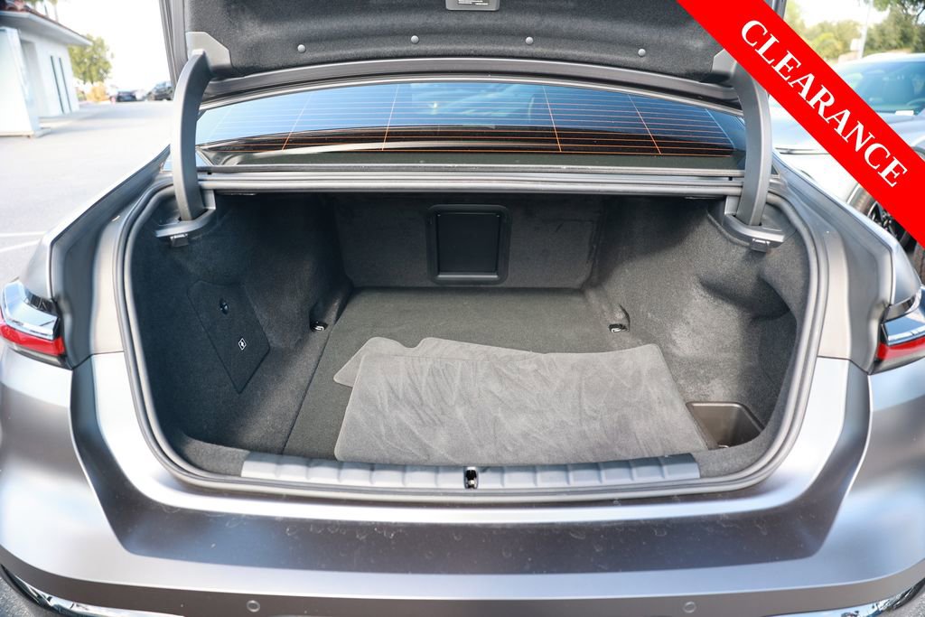 Used 2025 BMW i7 xDrive60 w/ Executive Package AWD/4WD image 43