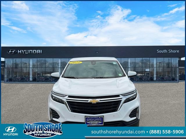 Used 2024 Chevrolet Equinox LT AWD/4WD image 2