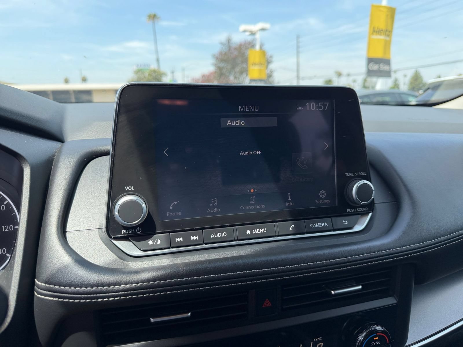 Used 2025 Nissan Rogue SV FWD image 20