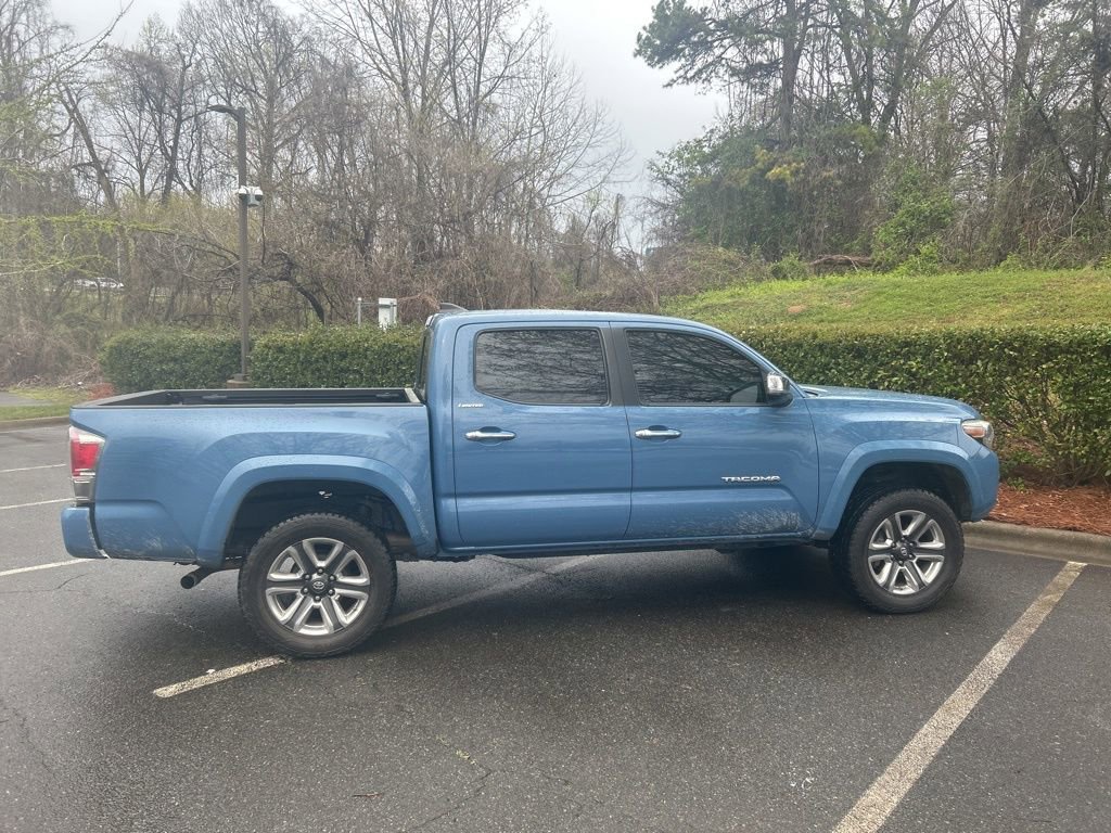 Used 2019 Toyota Tacoma Limited image 31
