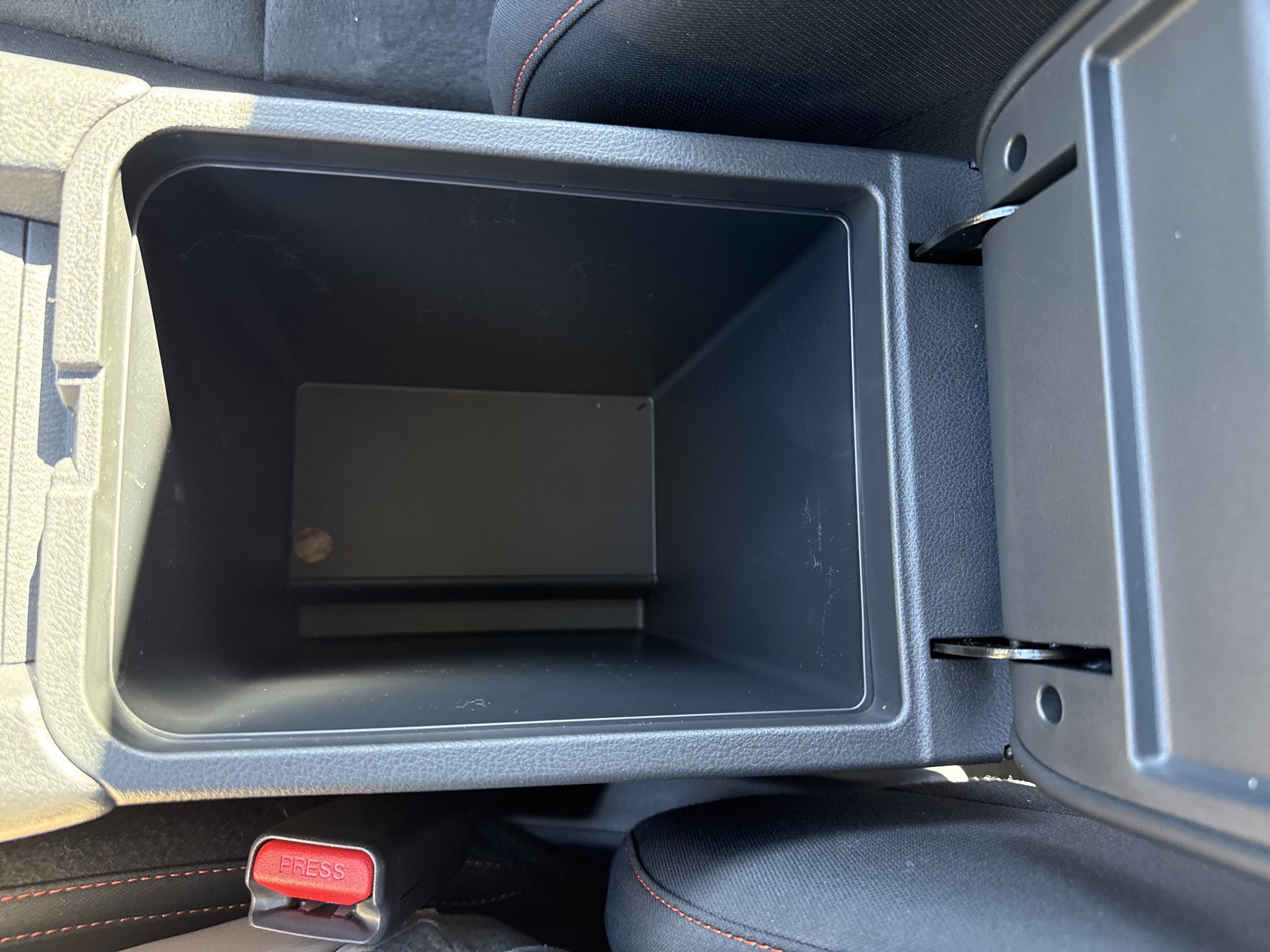 Used 2025 Nissan Sentra SR image 33