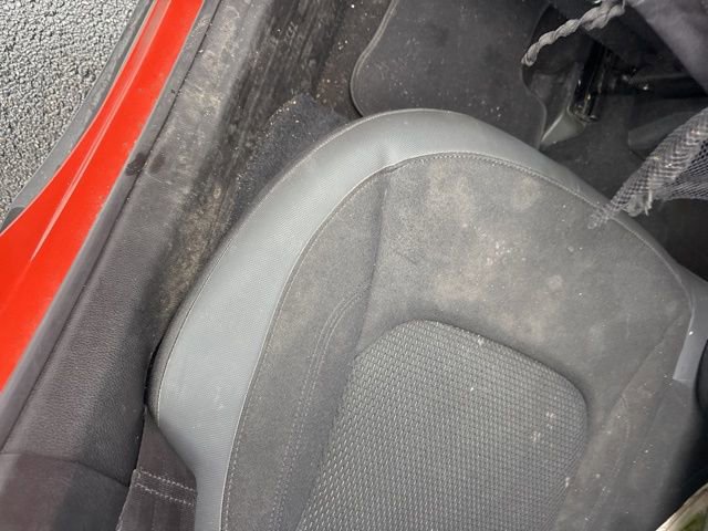 Used 2020 Jeep Renegade Altitude w/ UConnect 8.4 Nav Group FWD image 24