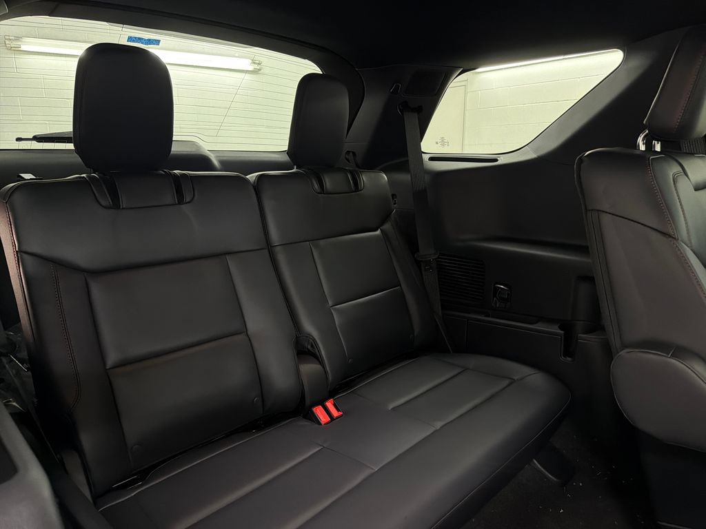 New 2026 Ford Explorer ST-Line w/ ST-Line Street Pack RWD image 30