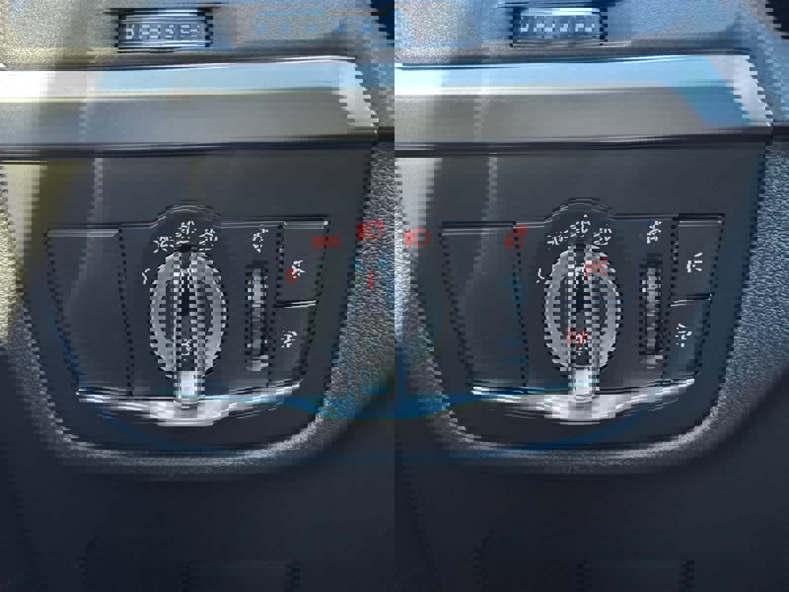 Used 2023 BMW X4 M w/ Competition Package image 32