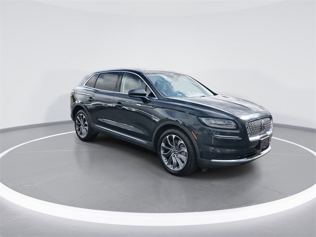 Used 2022 Lincoln Nautilus Reserve w/ Equipment Group 201A image 2