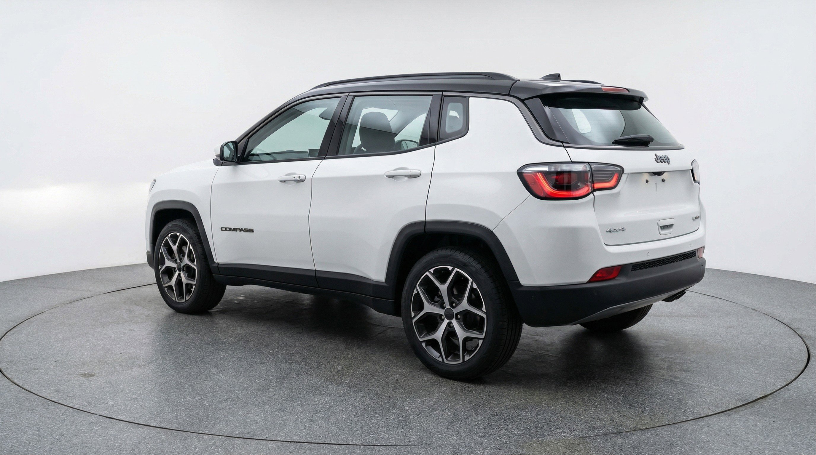 Used 2025 Jeep Compass Limited AWD/4WD image 6