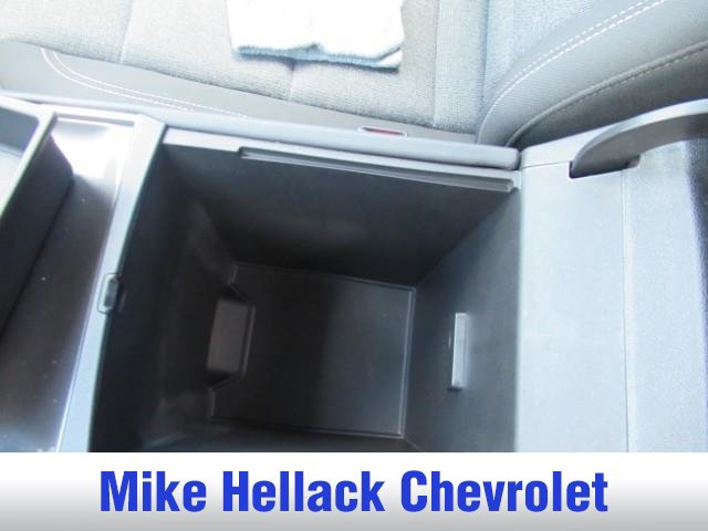 Used 2025 GMC Acadia Elevation FWD image 36