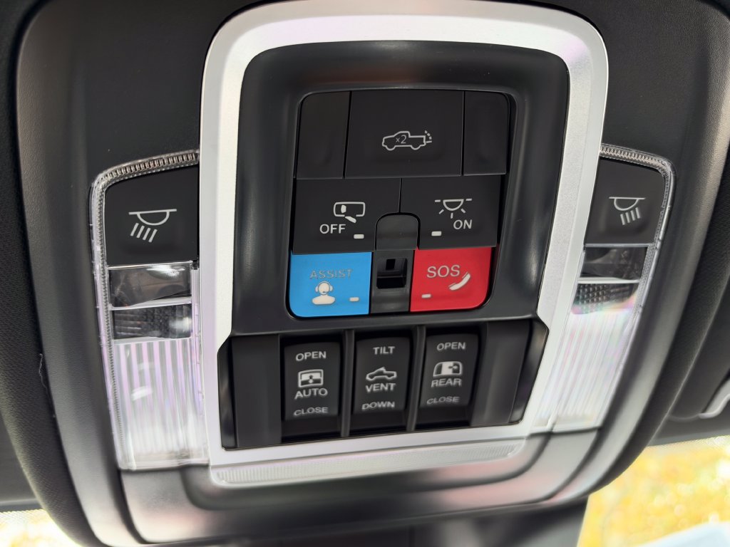 New 2027 RAM 2500 Laramie AWD/4WD image 22