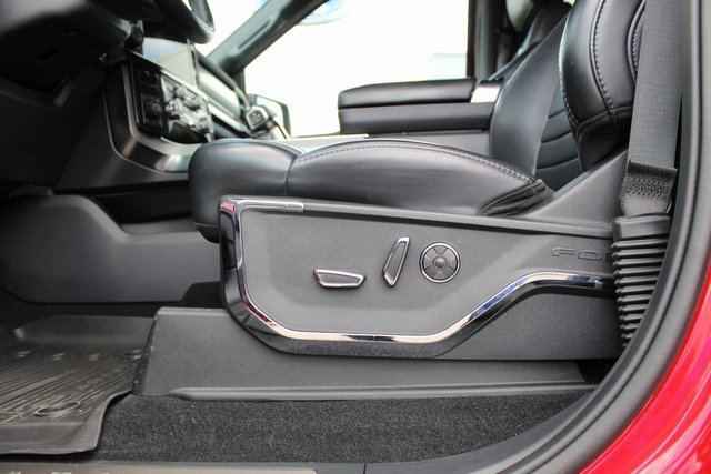 Used 2024 Ford F150 Platinum image 10
