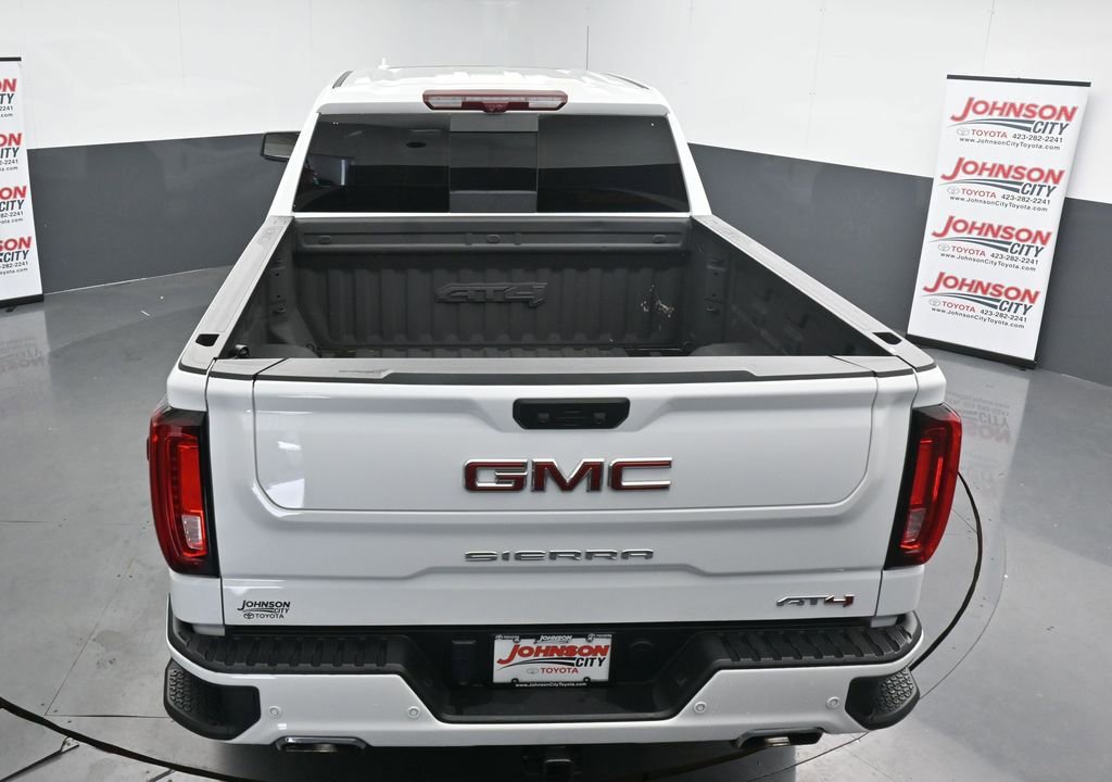 Used 2024 GMC Sierra 1500 AT4 w/ Technology Package AWD/4WD image 31