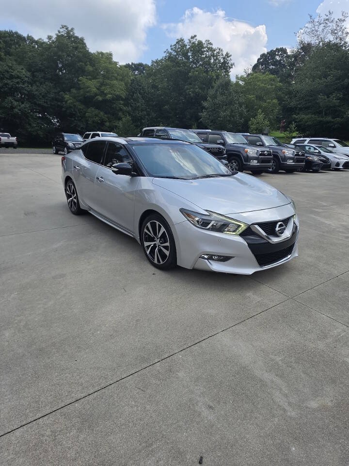 Used 2016 Nissan Maxima Platinum w/ Interior Lighting Package FWD image 6