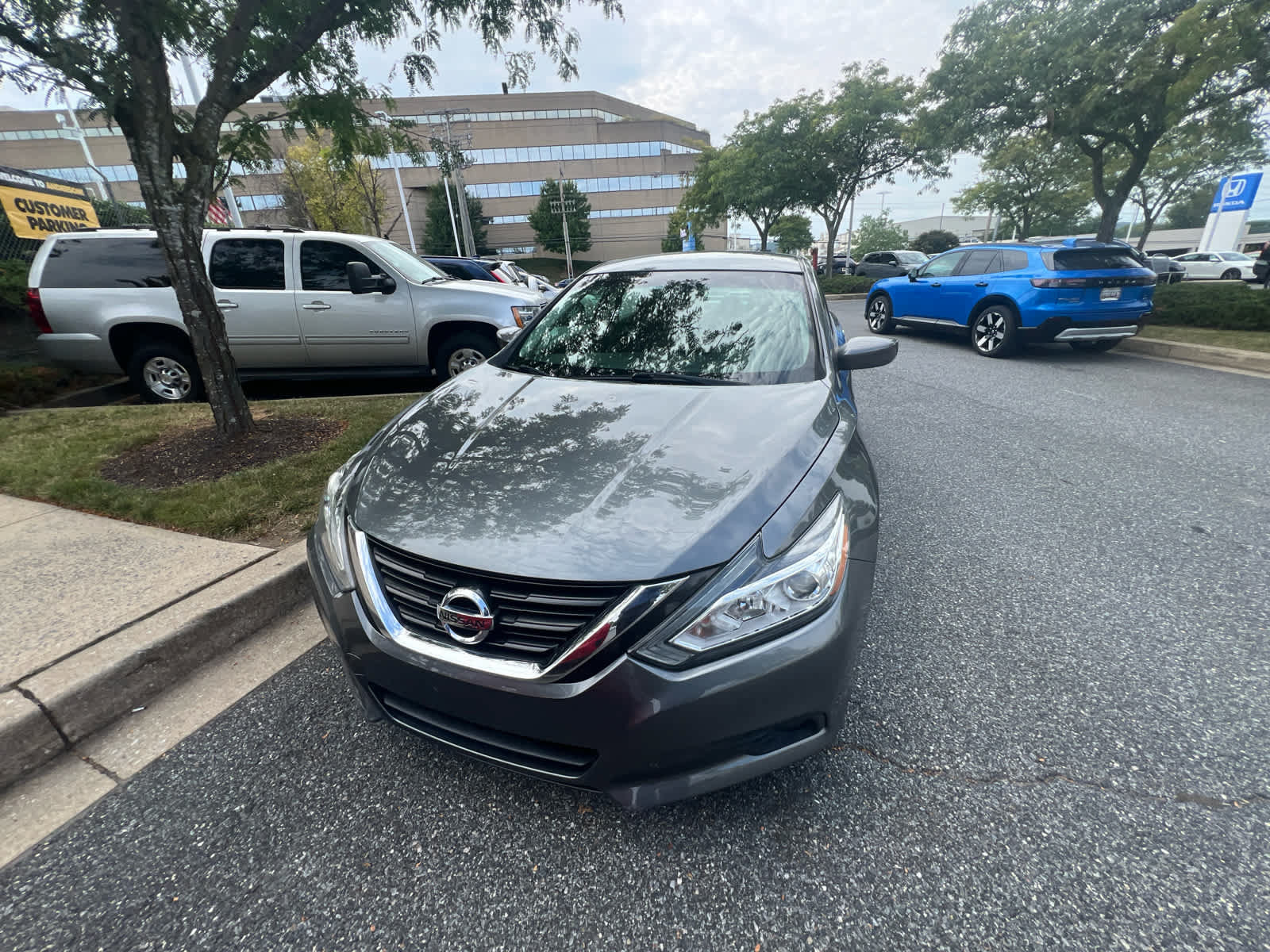 Used 2017 Nissan Altima 2.5 SV FWD image 5