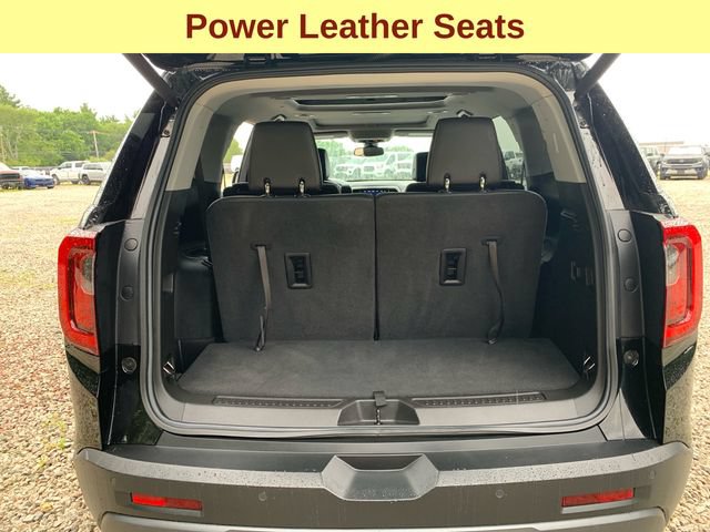 Used 2023 GMC Acadia AT4 w/ Technology Package AWD/4WD image 11