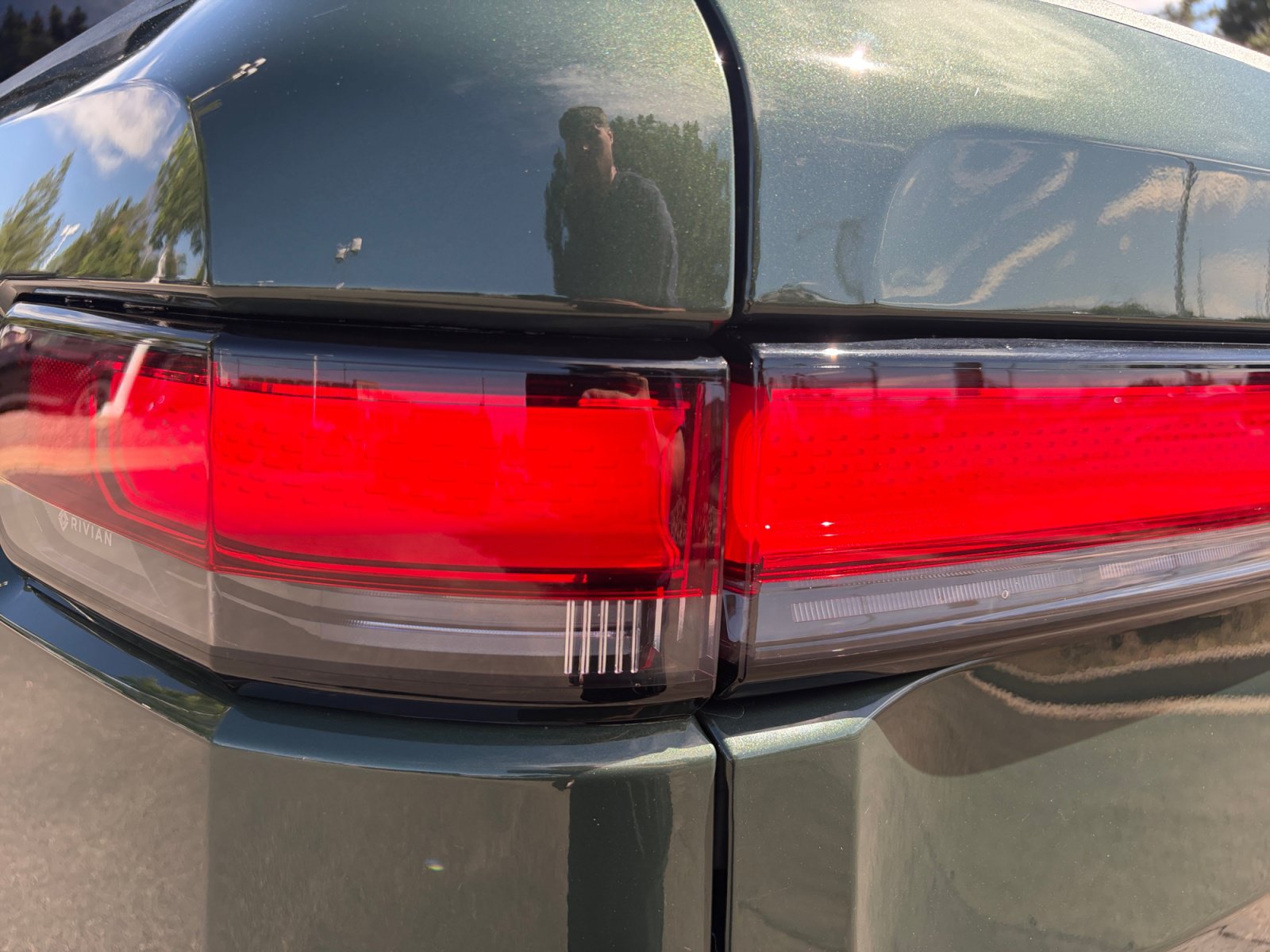 Used 2025 Rivian R1T Adventure AWD/4WD image 20