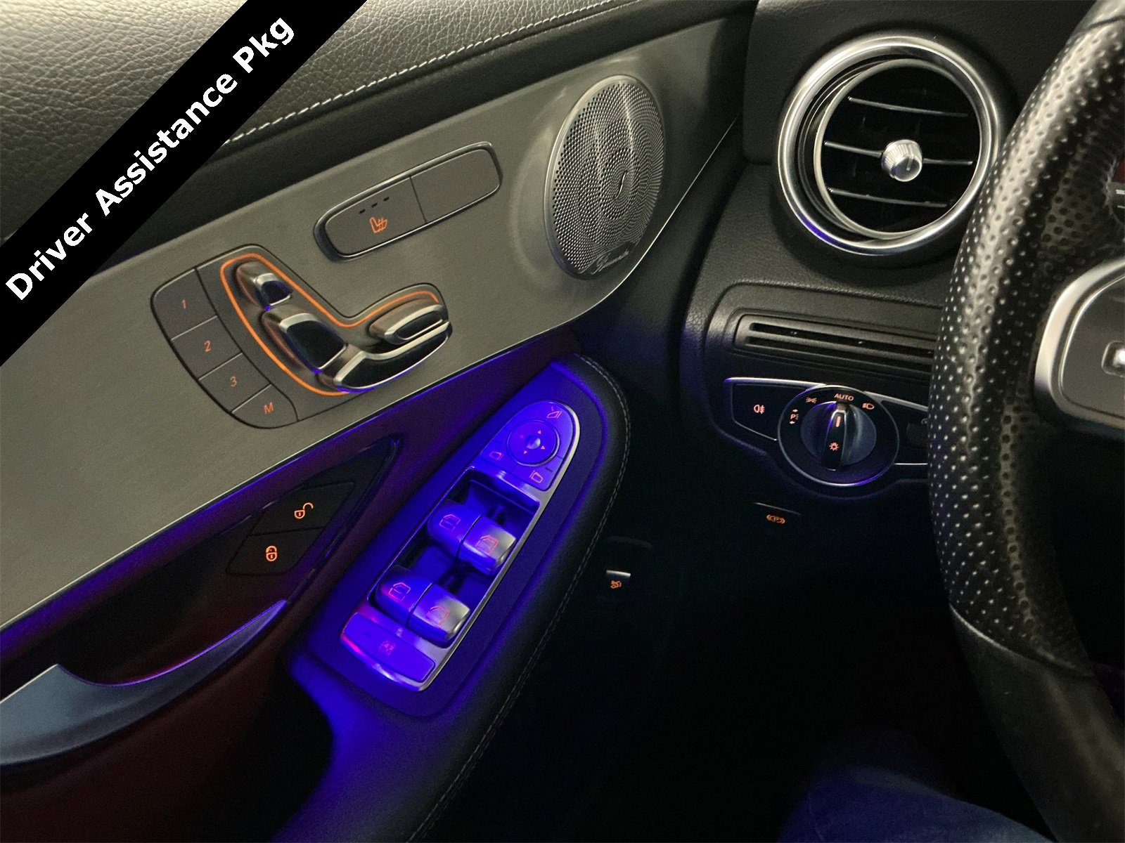 Used 2020 Mercedes-Benz GLC 300 4MATIC Coupe image 16