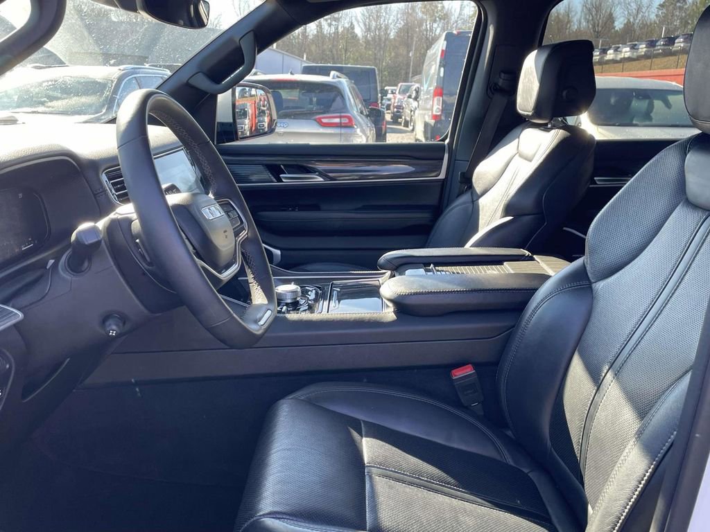 Used 2022 Jeep Wagoneer Series III image 25