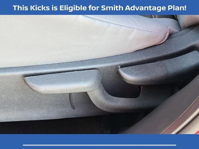 Certified 2023 Nissan Kicks SR w/ SR Premium Package FWD image 16