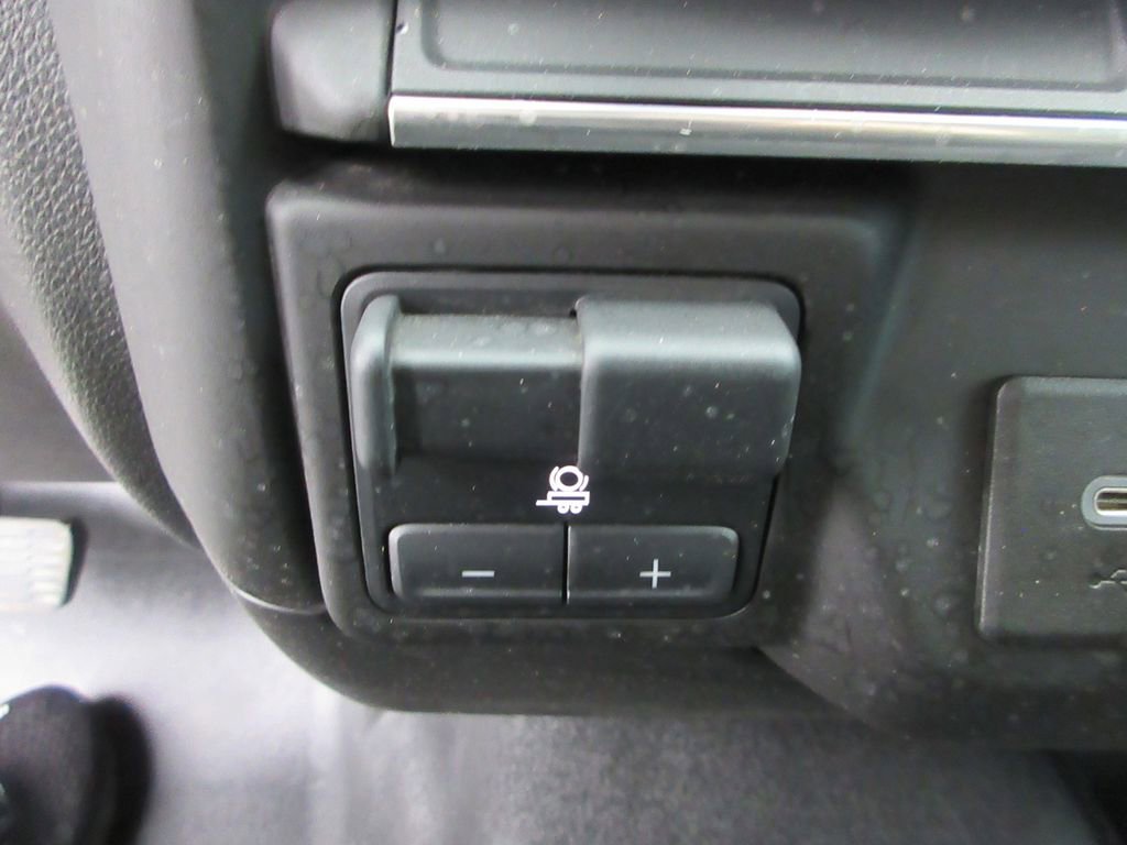 Certified 2023 GMC Sierra 3500 Pro w/ Convenience Package image 29